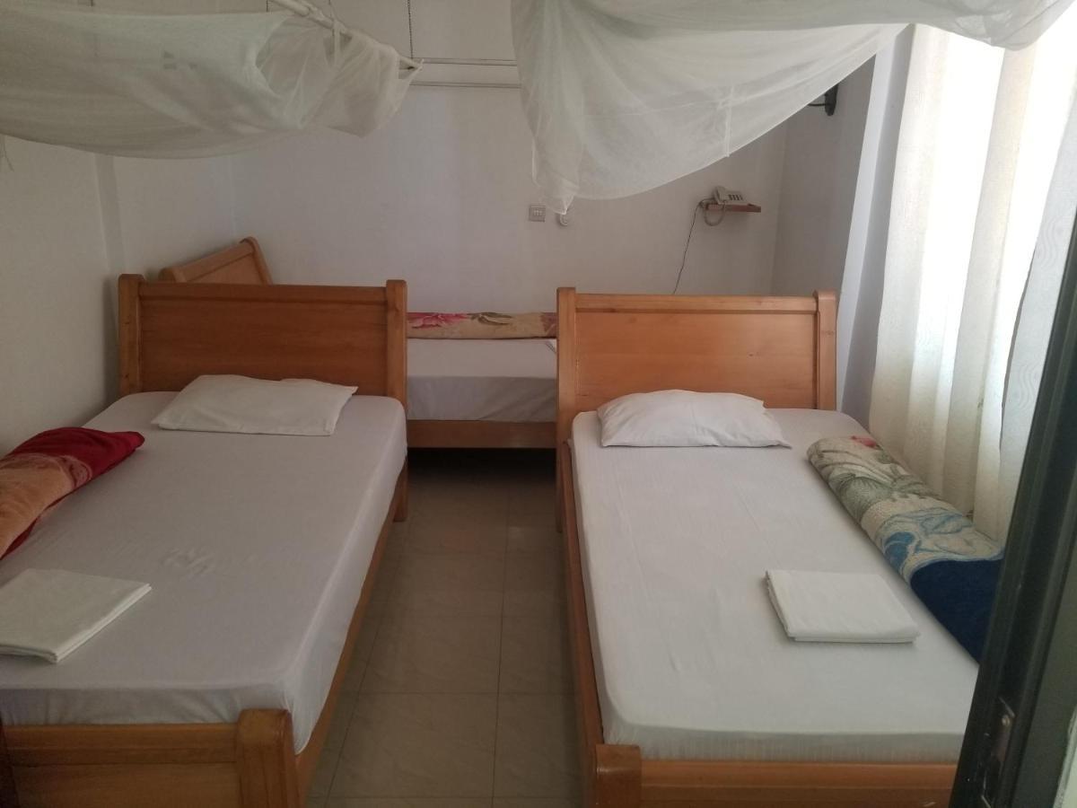 Hotel Buffalo Moshi Buitenkant foto